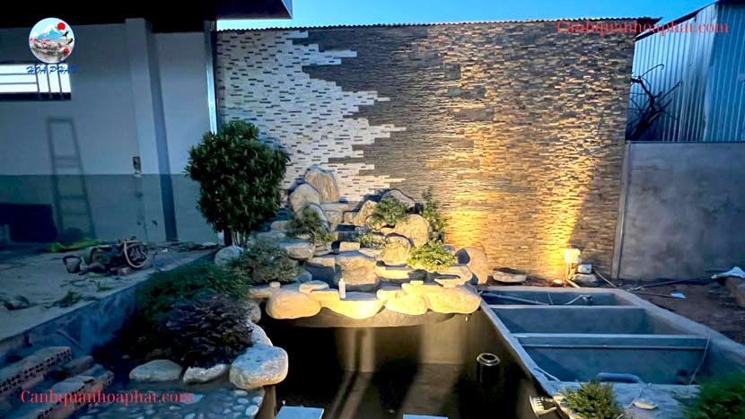 quét đen lòng chống thấm cho hồ cá