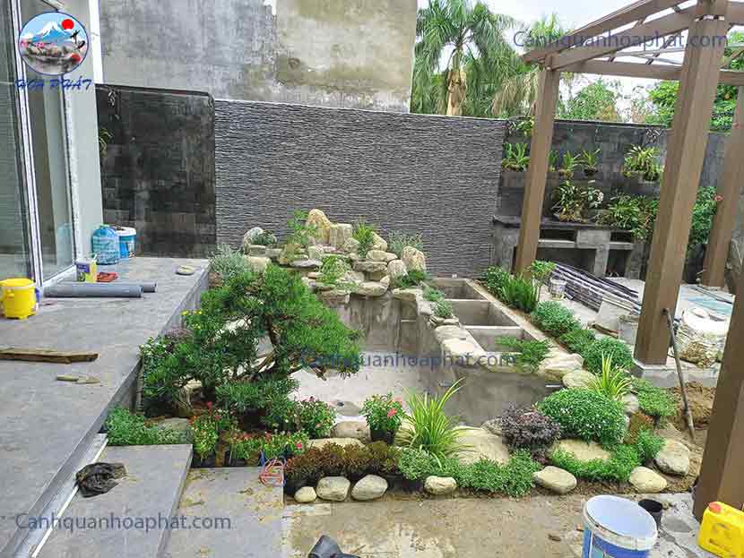 hình ảnh quá trình trồng cây hoàn thiện công trình