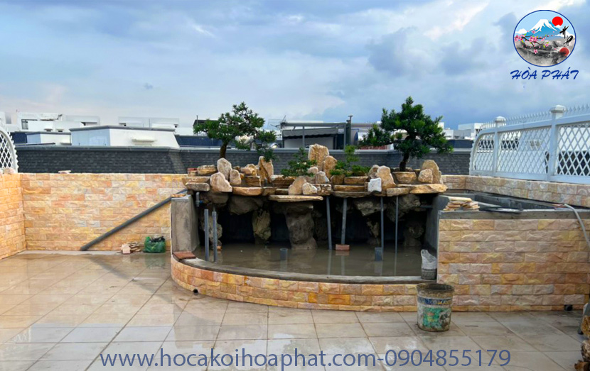Hồ cá Koi sân thượng