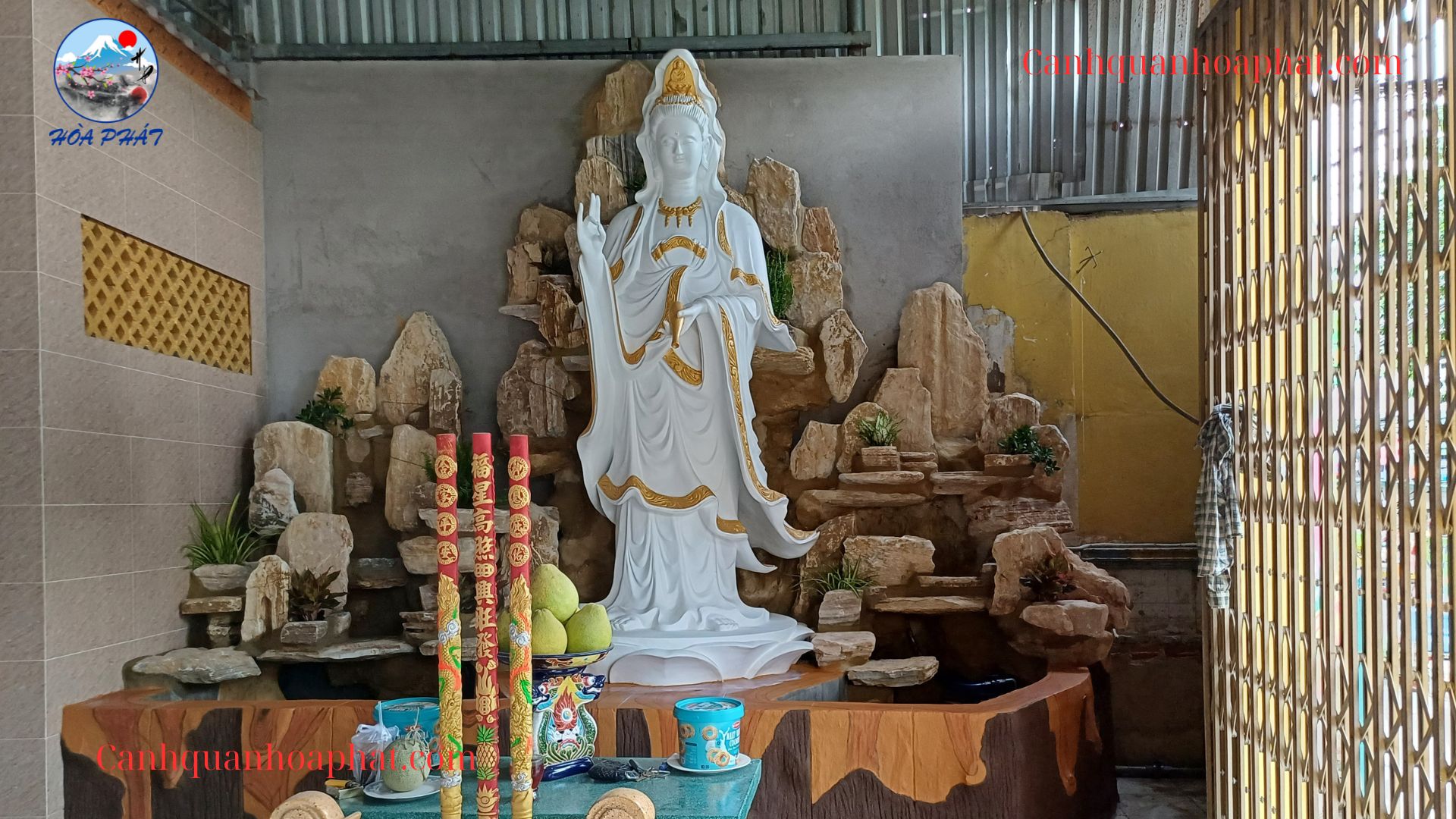 Thi công hồ cá mini kết hợp hòn non bộ đá cổ thạch tại chùa Liên Hoa